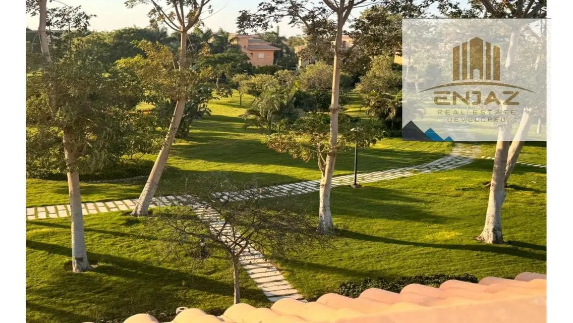 Luxury Villa with Private Pool and Garden in the City