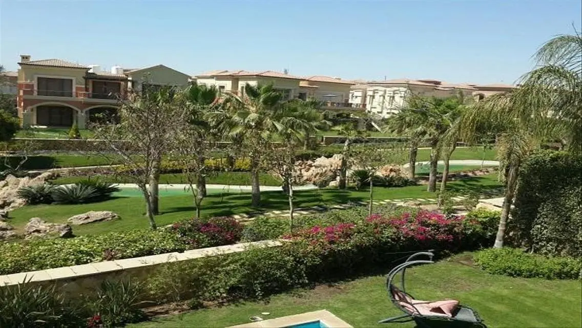شقة فاخره للبيع في كونكورد بلازا