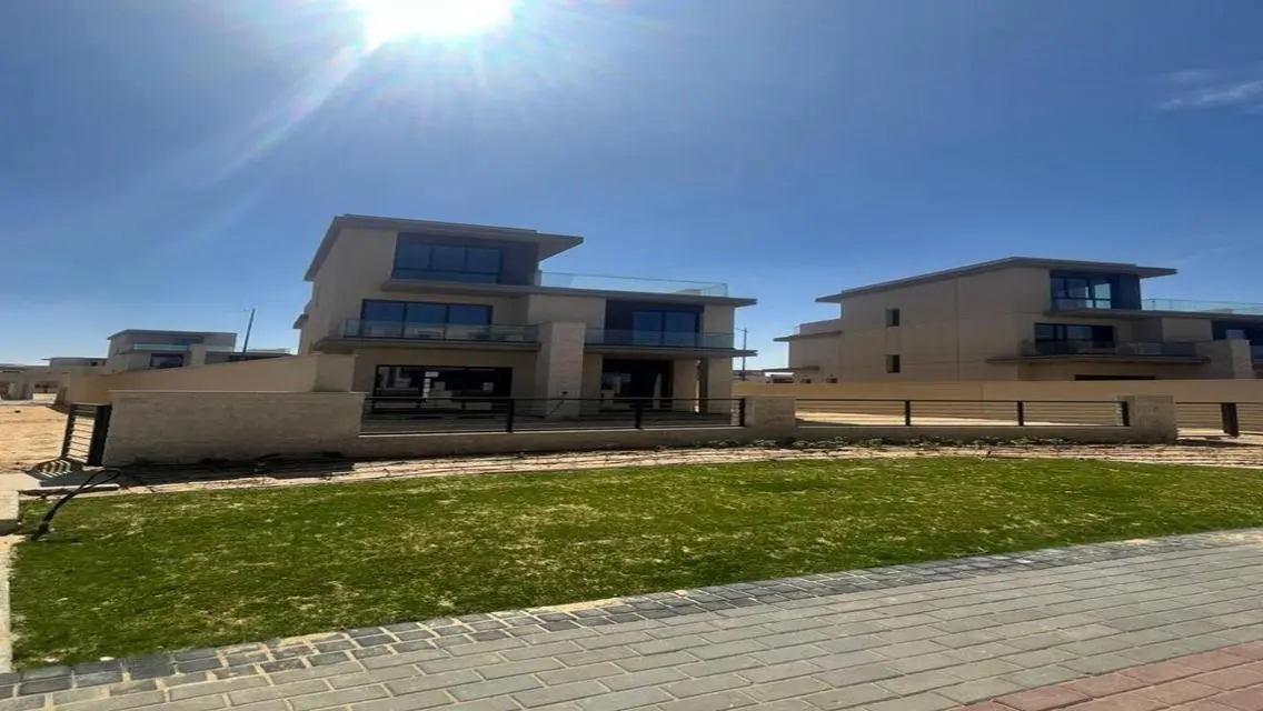 Luxury Villa for Sale with Stunning Views!