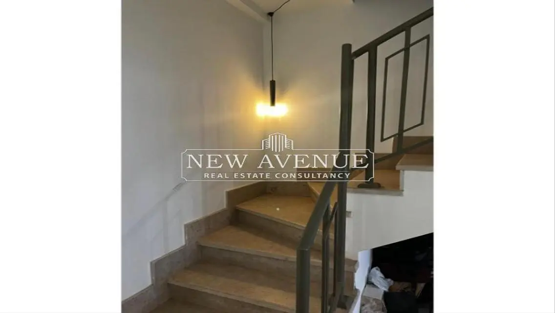 Luxury Apartment with Scenic View in Prime Location