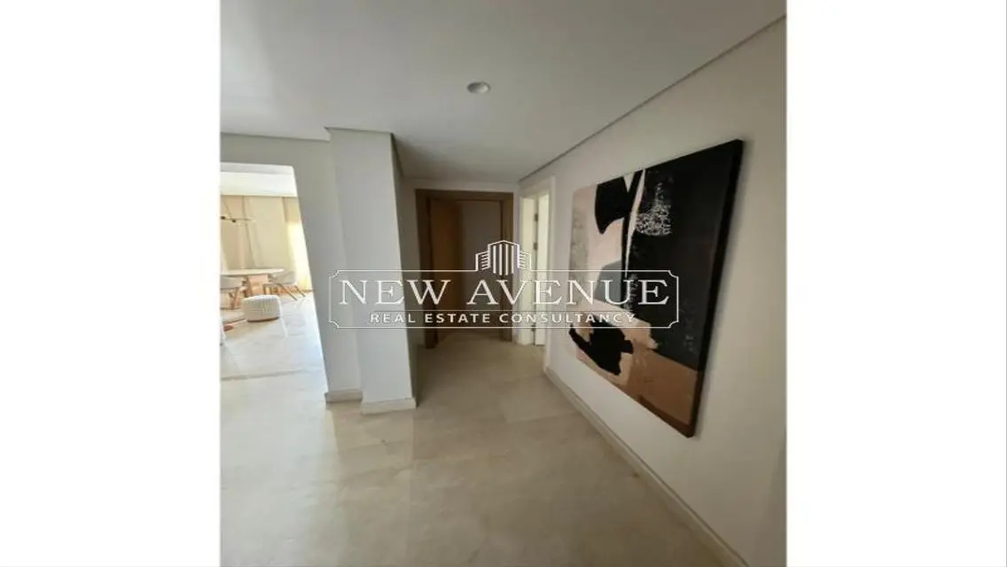 Luxury Apartment in Boulevard 195