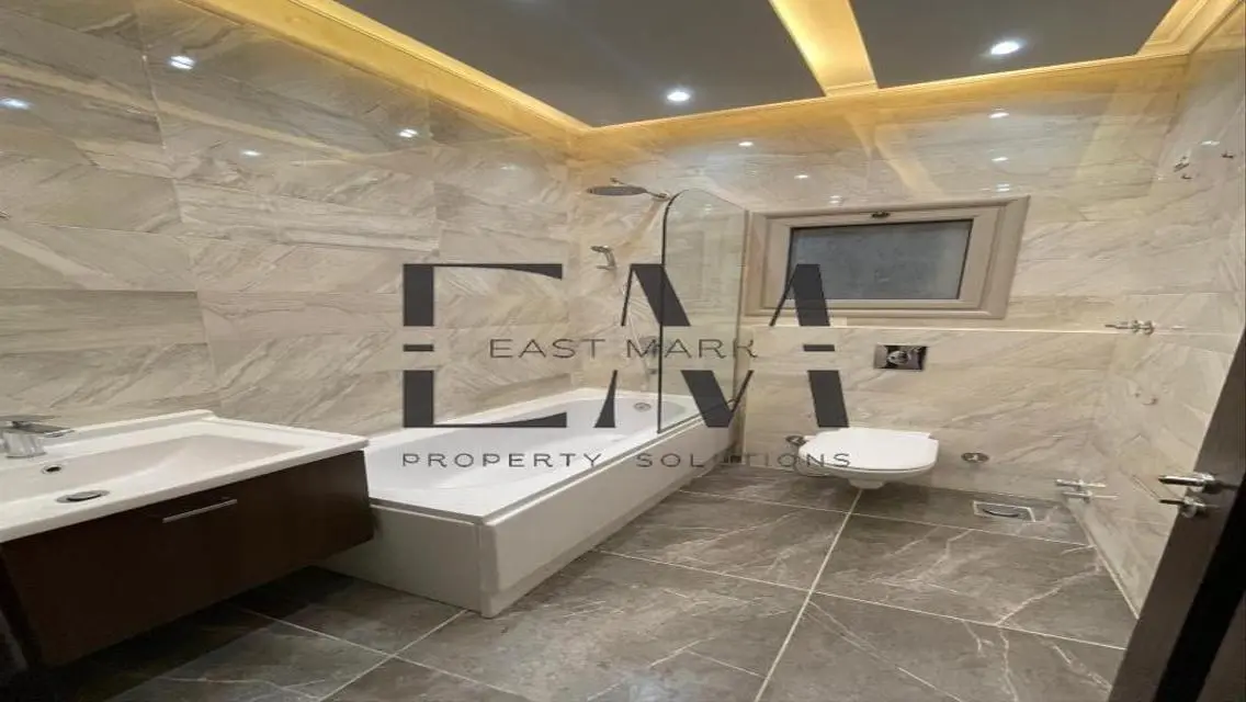 شقة مميزة بثلاث غرف مع مسبح خاص وإطلالة على البحيرات