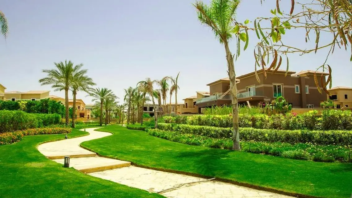 Luxurious Villa at Swan Lake - 388