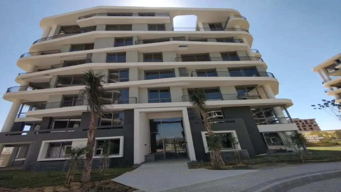 Luxury Corner Property in R7 - TLD