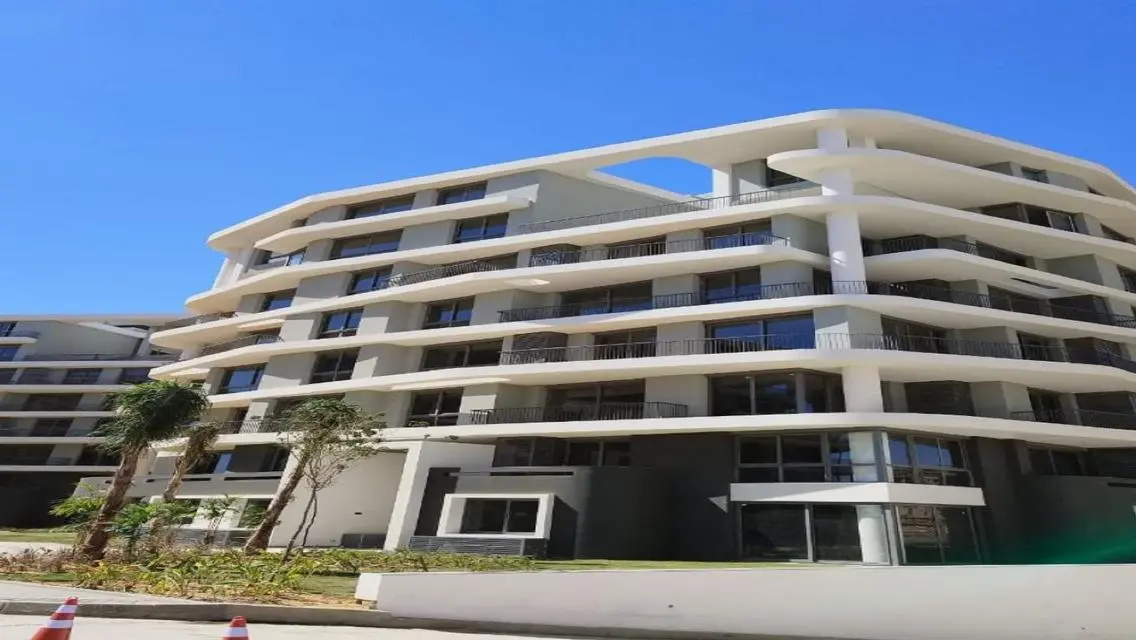 Luxury Corner Property in R7 - TLD