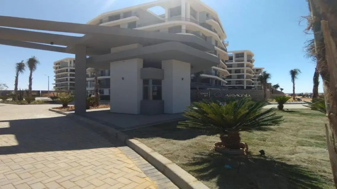 Luxury Corner Property in R7 - TLD