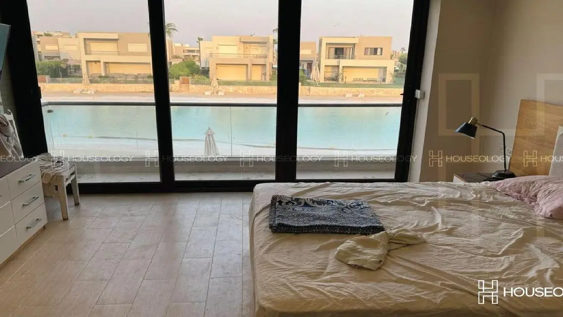 شقة فاخرة بأفضل موقع مع كل المرافق