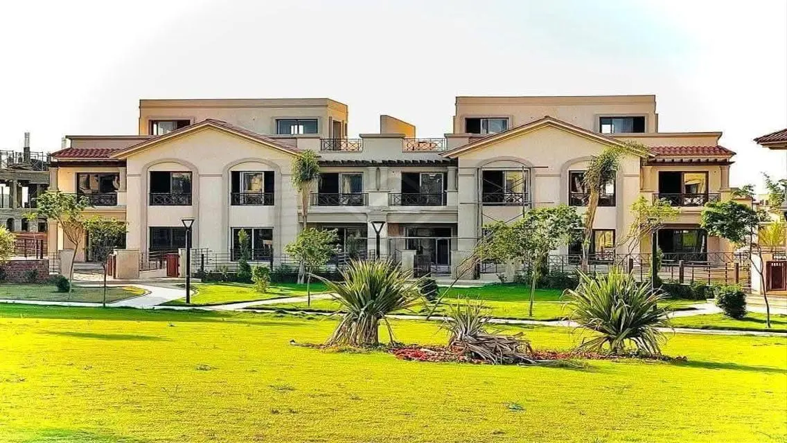 Luxury Apartment in F3-10 with Private Garden and Pool