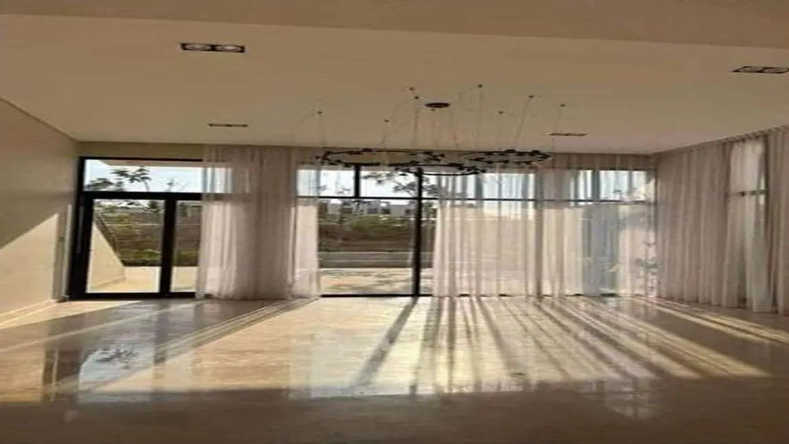 Luxury Apartment in OWest with Private Garden and Premium Amenities