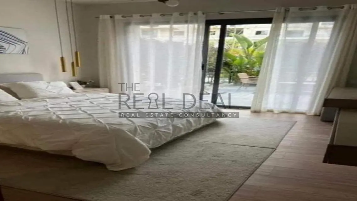 Luxury Villa for Sale in Ivoire West