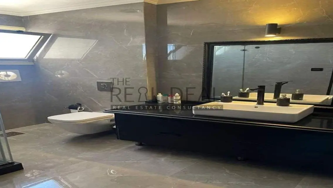 Luxury Villa for Sale in Ivoire West