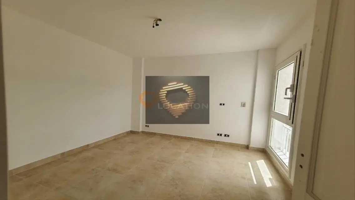 Luxury Apartment for Sale in B12-78