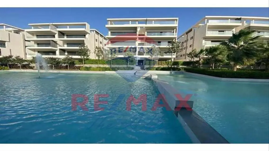 Luxury Apartment for Sale with Lake View