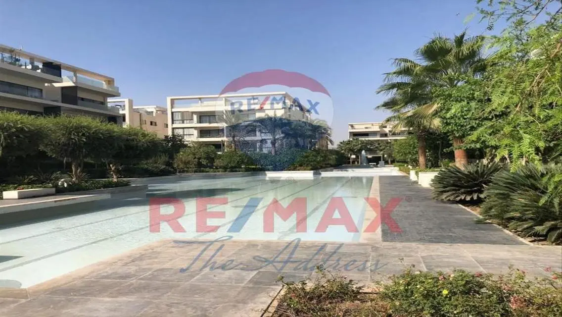 Luxury Apartment for Sale with Lake View