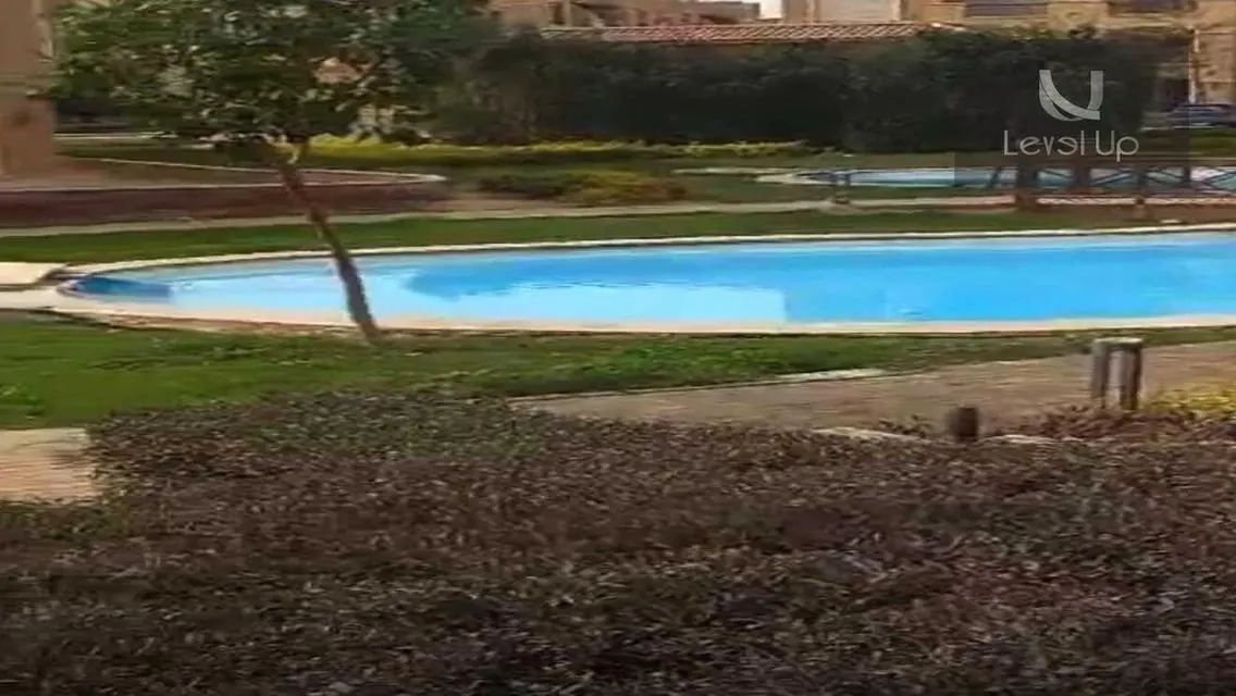 Luxury Apartment for Sale Overlooking Lakes