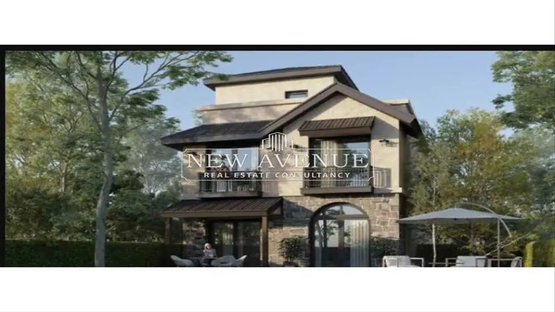Luxury Property with Private Garden and Exceptional Amenities for Sale