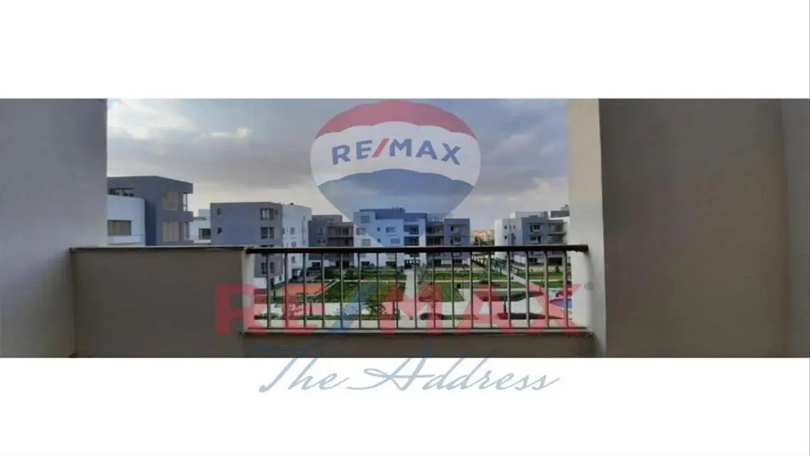 Luxury Villa for Sale in Parks 136 with Spacious Design