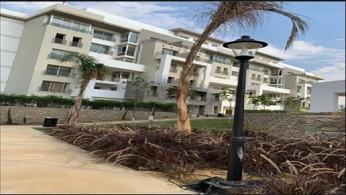 Luxury Apartment in Hyde Park for 16,000,000 EGP