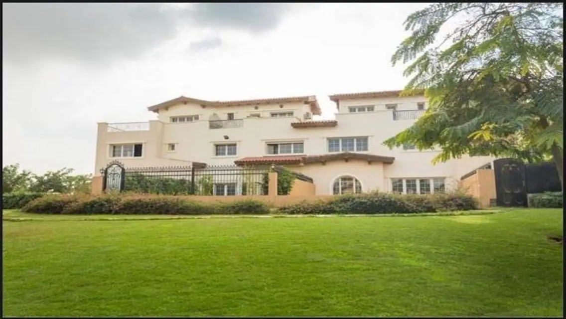 Luxury Apartment in Hyde Park for 16,000,000 EGP