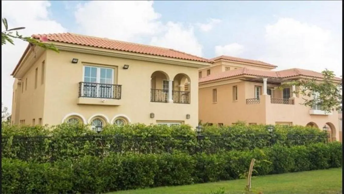 Luxury Apartment in Hyde Park for 16,000,000 EGP