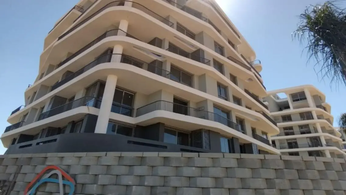 Luxury Standalone Property in R7