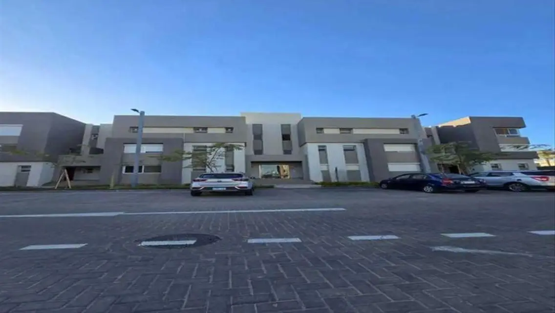 Luxury Apartment with Gym and Shared Pool