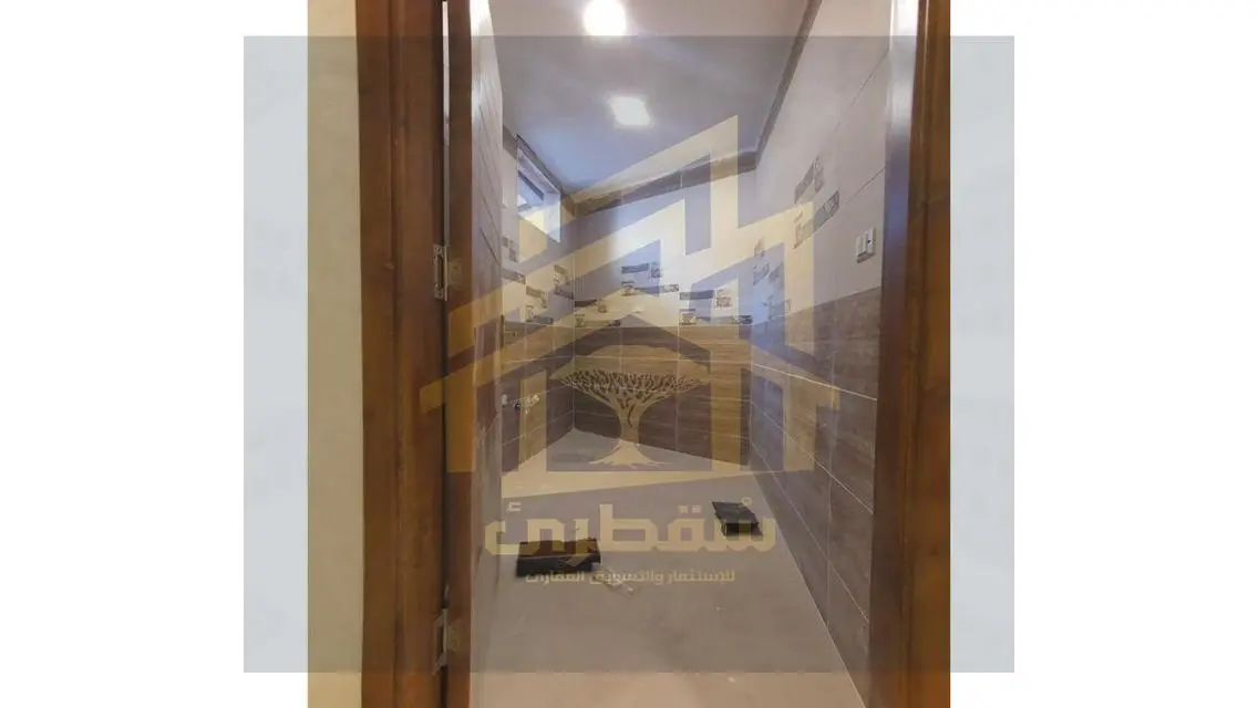 شقة فاخرة للإيجار بمساحة 165 متر