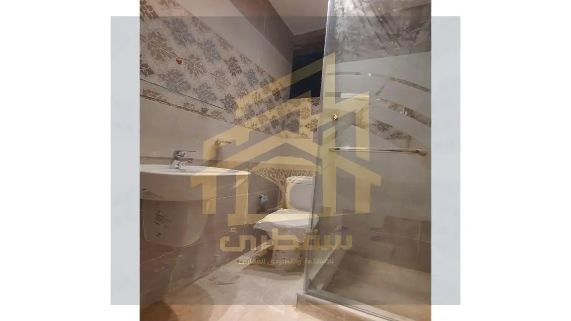 شقة فاخرة للإيجار بمساحة 165 متر