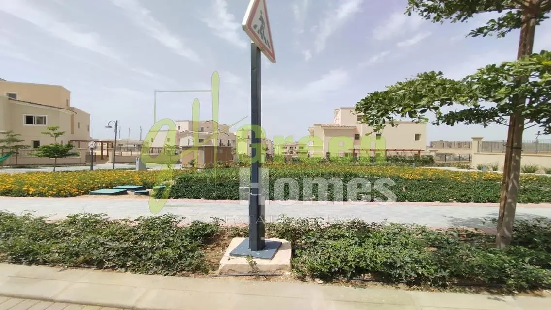 Luxury Green Home with Private Pool and Security Guard for Sale