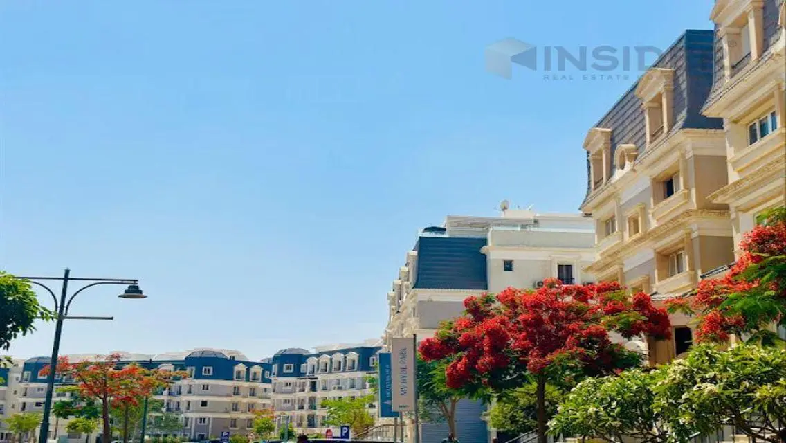 فيلا فاخرة بمساحة 140 متر² مع غرفة دراسة وحارس أمن