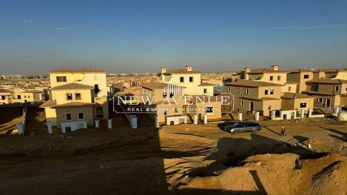 Luxury Villa Overlooking a Major Landmark