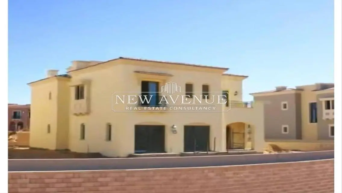 Luxury Villa Overlooking a Major Landmark