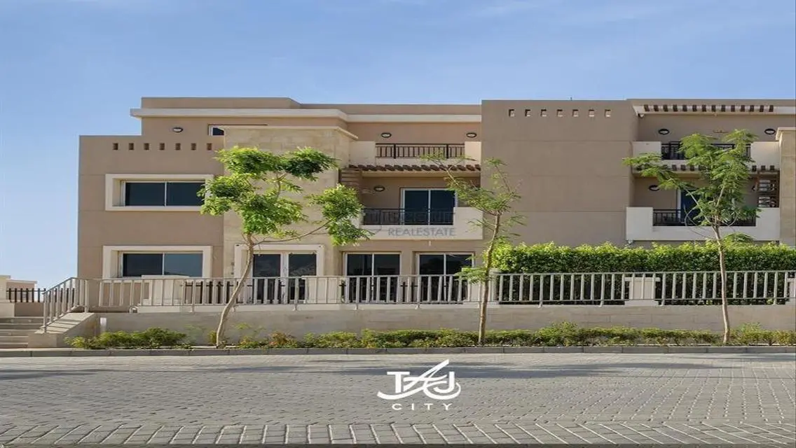 Luxurious Home with Modern Design in the Heart of the City