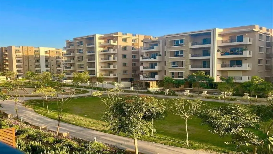 Luxurious Home with Modern Design in the Heart of the City