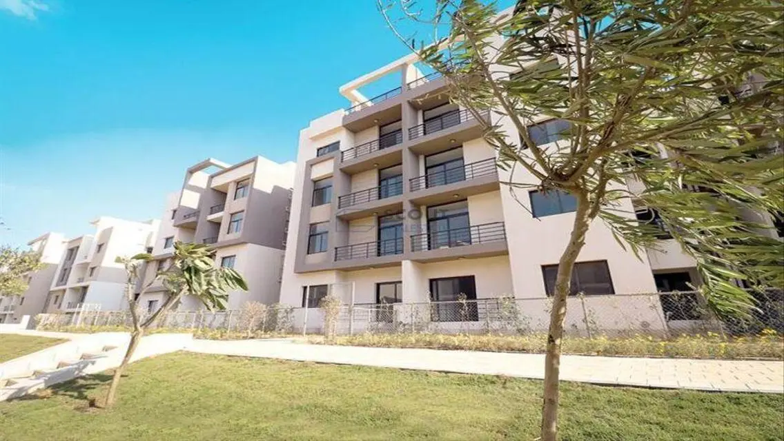 Luxurious Home with Modern Design in the Heart of the City