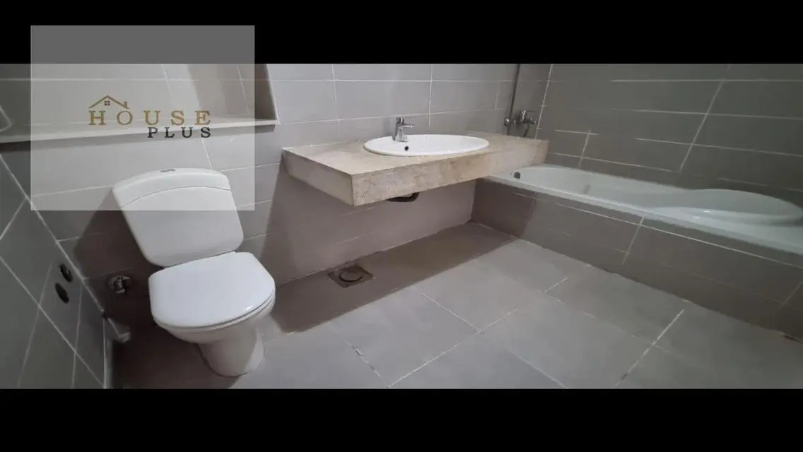 Beautiful Apartment of 152m with Lake View