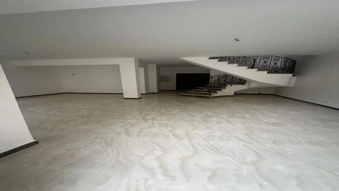 Luxury Apartment for Sale - 275 sqm with Stunning Views