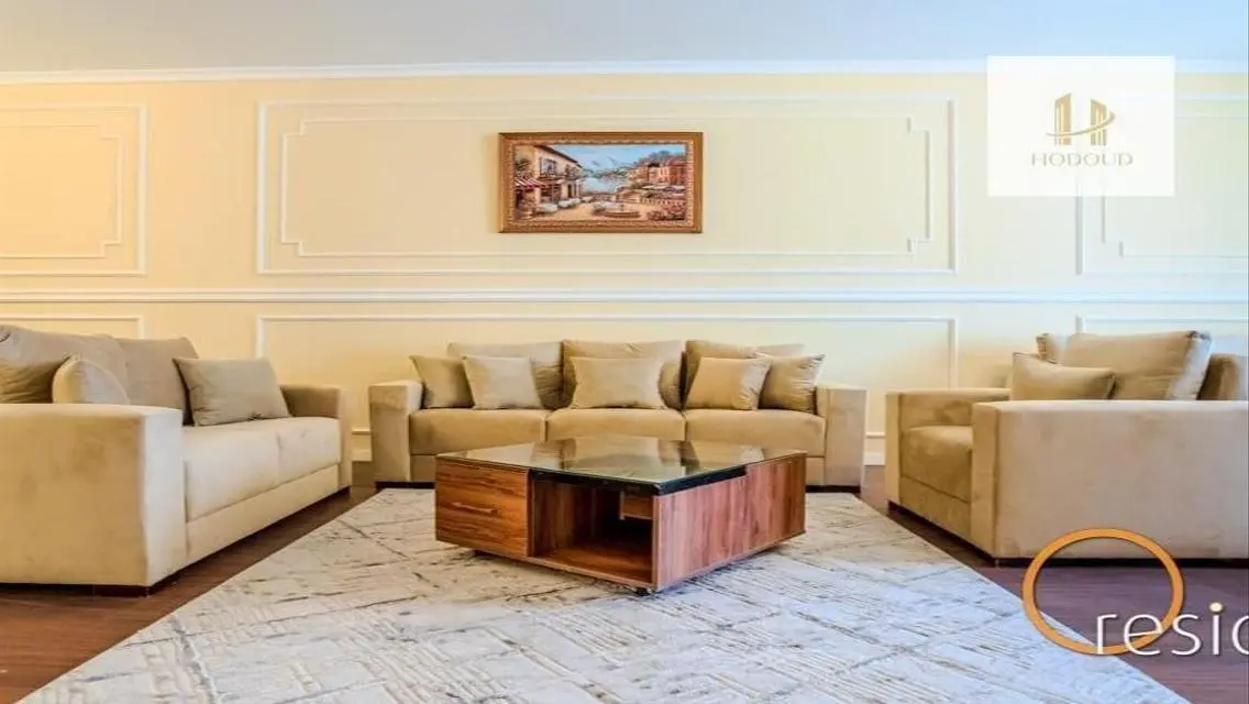Stunning Apartment with Security Guard and Kitchen Facilities