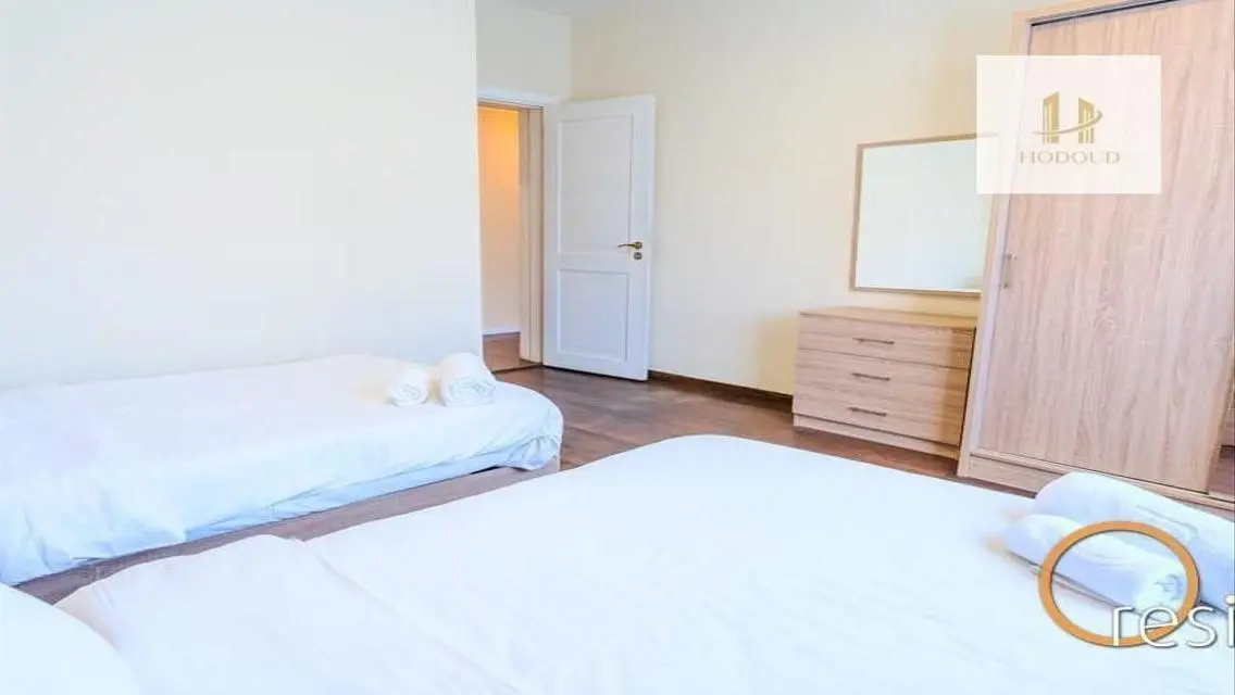 Stunning Apartment with Security Guard and Kitchen Facilities