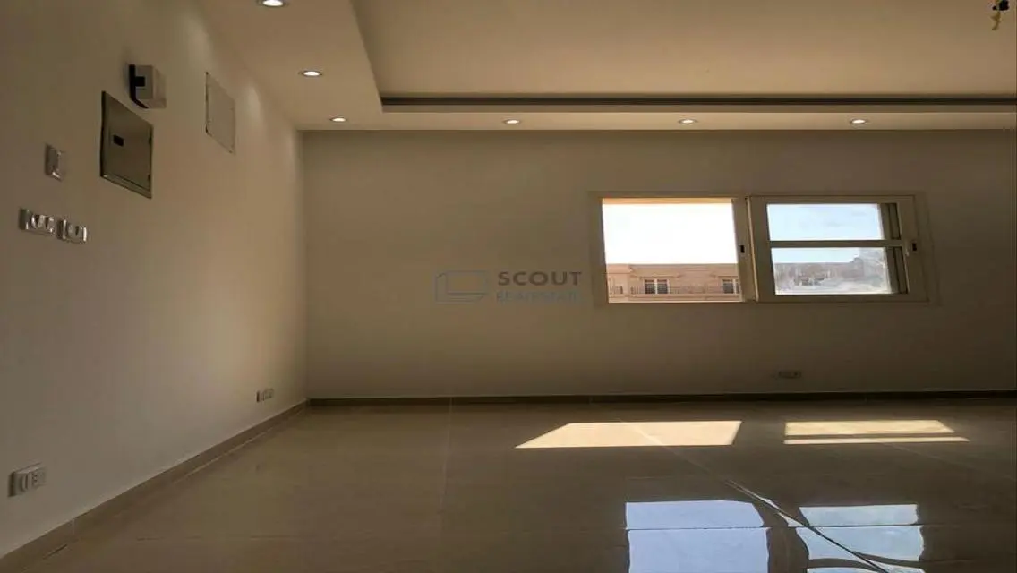 شقة فاخرة للإيجار بـ 28000 جنيه