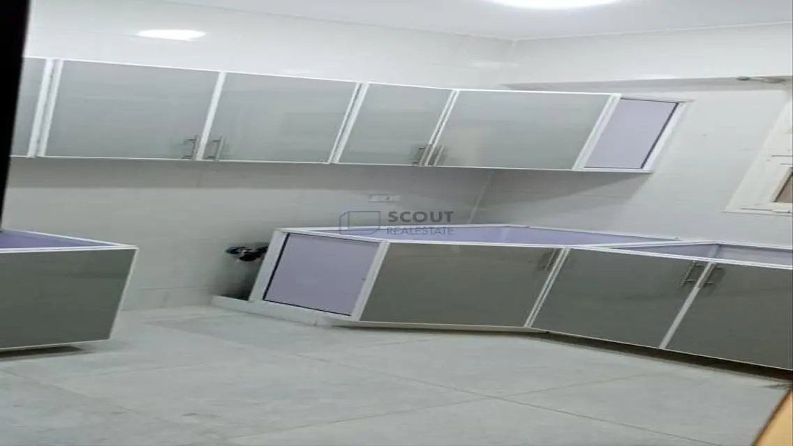 شقة فاخرة للإيجار بـ 28000 جنيه