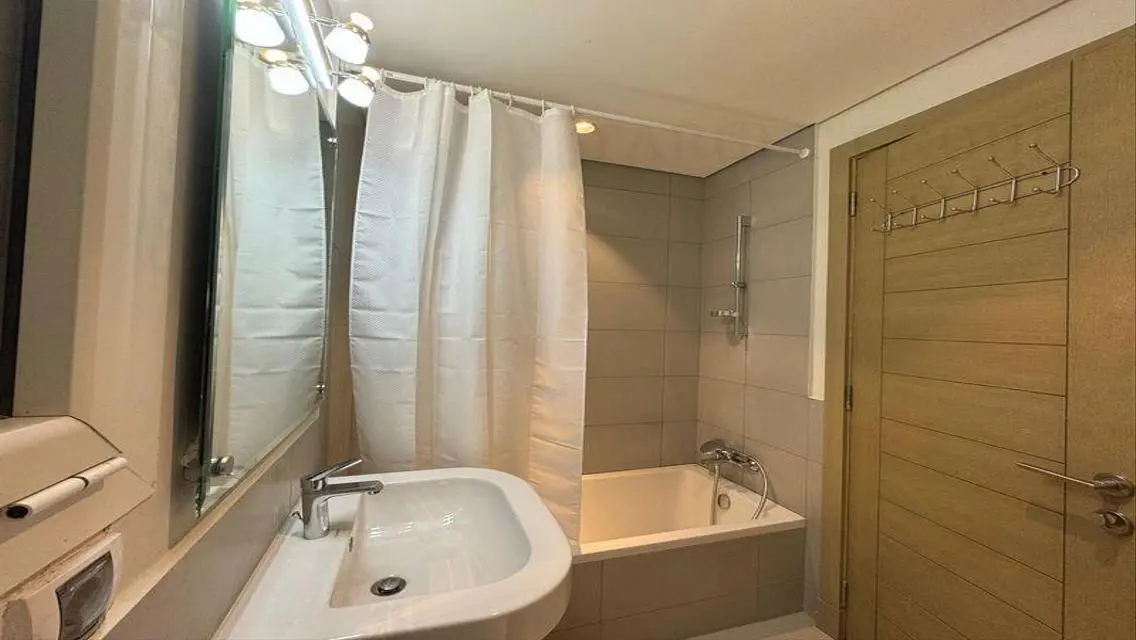 Luxury Apartment for 75,000 EGP with Full Amenities