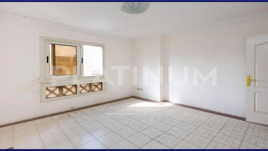 وحدة سكنية جديدة للبيع بمساحة متر وشرفة