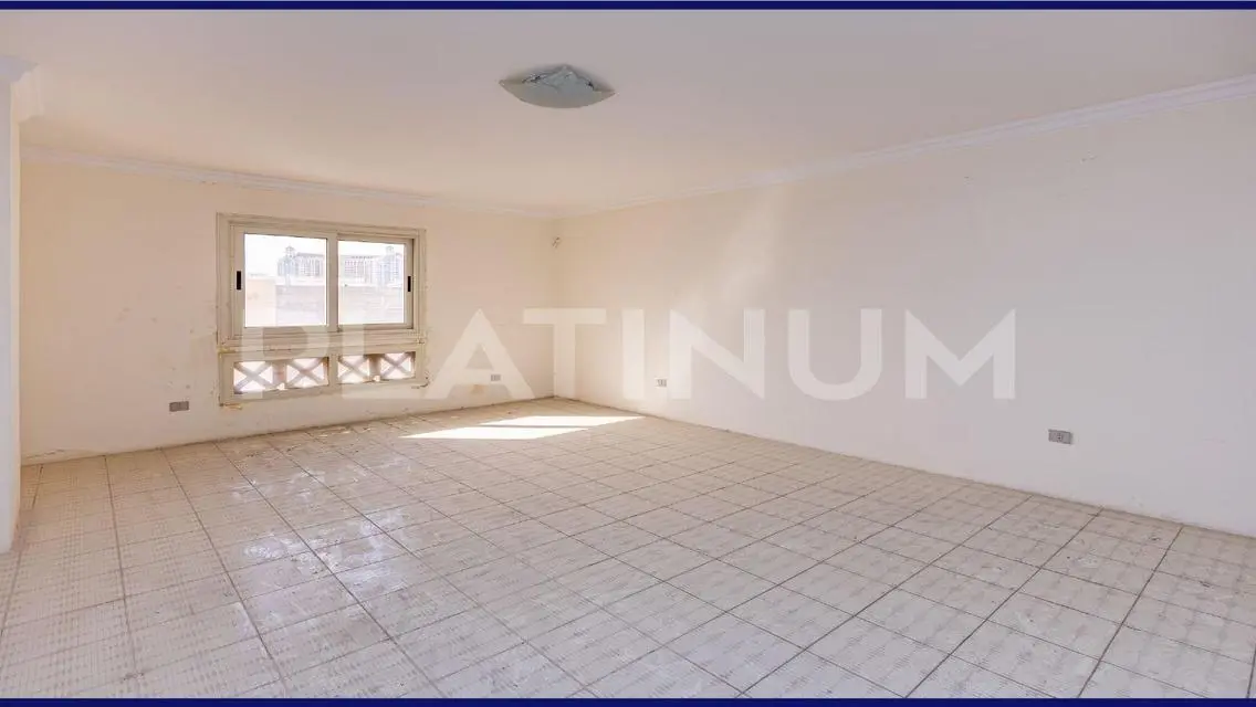 وحدة سكنية جديدة للبيع بمساحة متر وشرفة