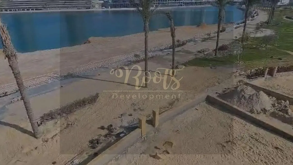 Luxury Villa with Balcony - 590 sq. meters