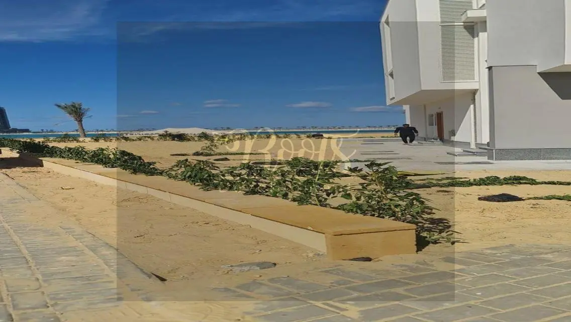 Luxury Villa with Balcony - 590 sq. meters