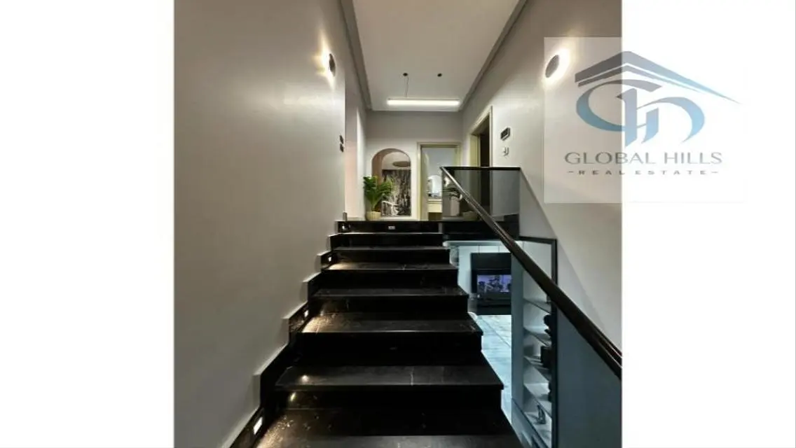 Luxurious Villa for Sale with Spacious Design
