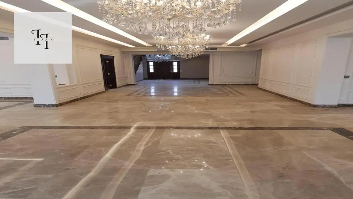 فيلا فاخرة بحمام سباحة خاص وحديقة