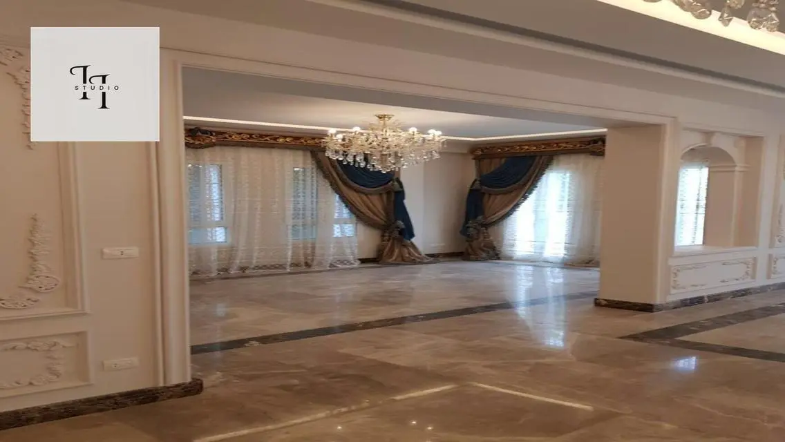 فيلا فاخرة بحمام سباحة خاص وحديقة