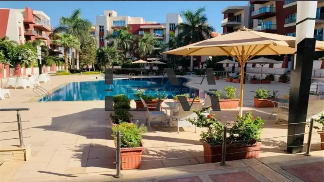 Luxury Apartment for Rent with Stunning Lake View